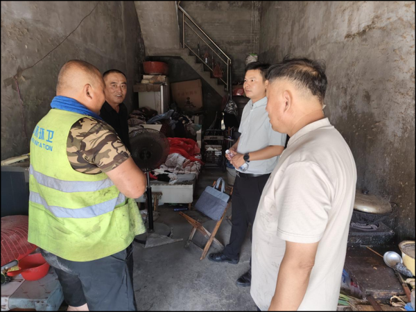 巨人配资 濉溪县百善镇纪委：解困忧暖民心 镇纪委走访脱贫户_大皖新闻 | 安徽网